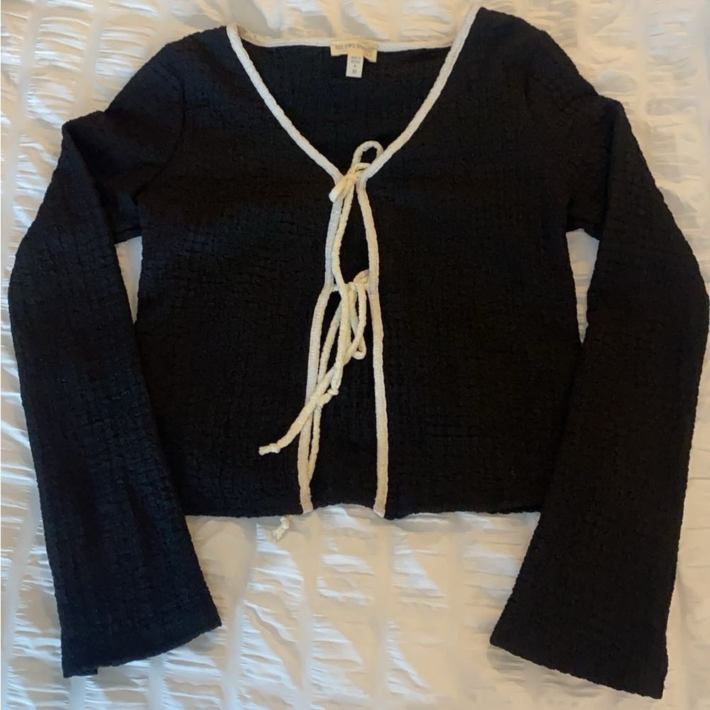 Long Sleeve Tie Front top - Size M